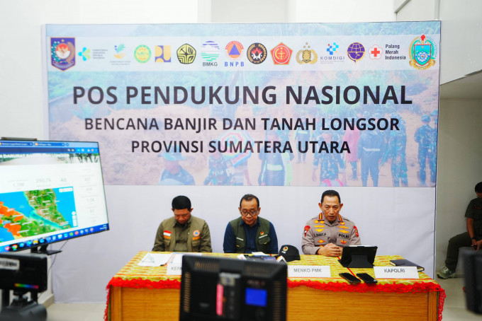 Kapolri: Polri kerahkan personel hingga pesawat tangani bencana Sumatera