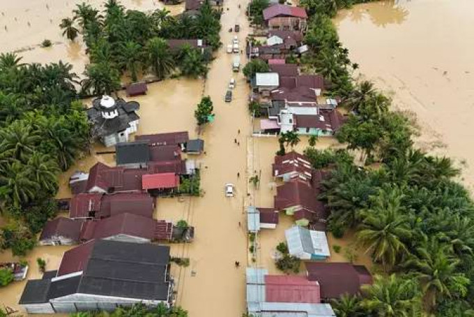 Update korban bencana Sumatera, Sabtu 6/12: 883 meninggal, 520 hilang, 4.200 luka-luka