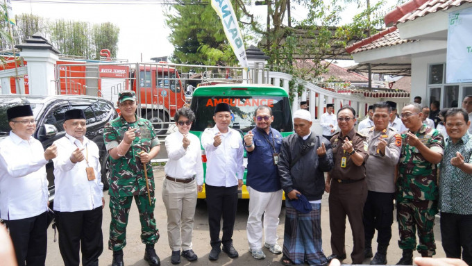 BAZNAS Kabupaten Sukabumi Terima Bantuan Ambulans, Wabup: “Semoga Memberi Manfaat Besar untuk Masyarakat”