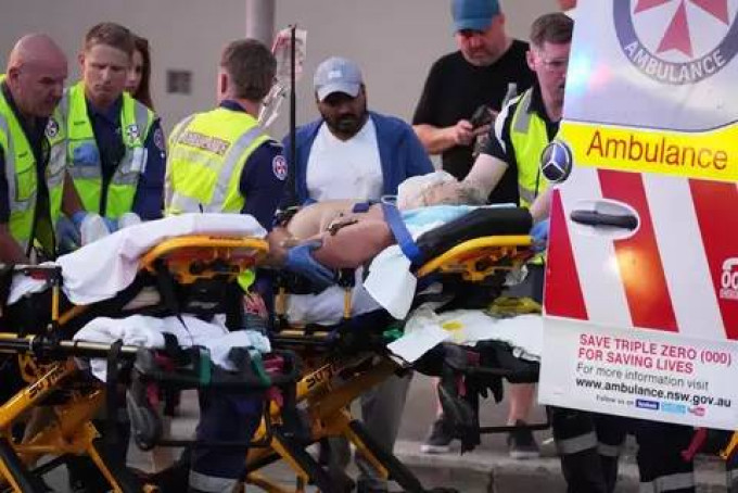 Ayah-anak tembaki komunitas Yahudi di pantai Bondi Australia, KJRI imbau WNI waspada
