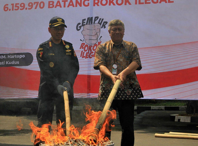 Bea Cukai musnahkan 9,5 Juta batang rokok ilegal di Kudus