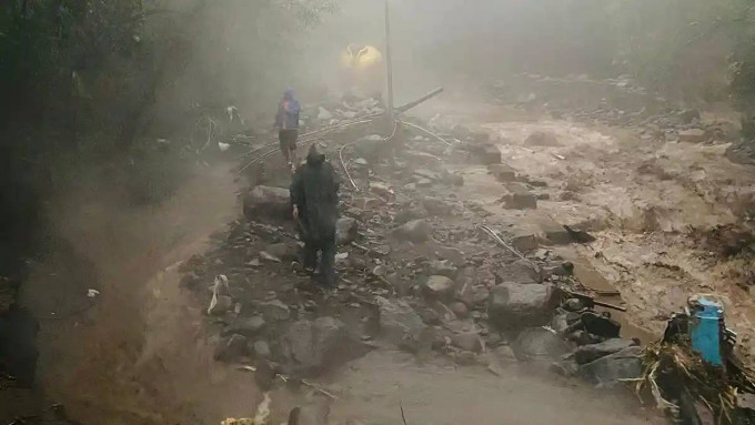 Banjir bandang terjang Tegal dan Pemalang, objek wisata Guci yang terparah