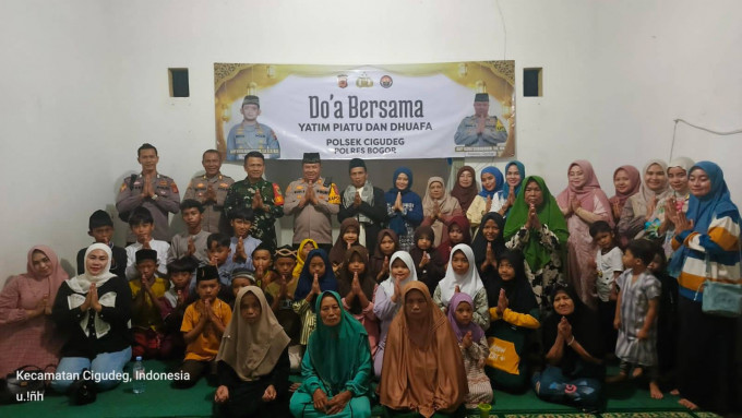 Polsek Cigudeg doa bersama dan santuni anak yatim, kaum duafa menjelang akhir tahun baru