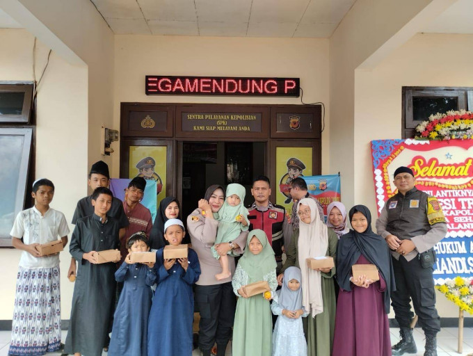 Kapolsek Megamendung Lakukan Pengajian Dan Doa Bersama Forkopimcam Megamendung Dan Muspika Sebagai Rasa Syukur Bergabung Di Kecamatan Megamendung. 
