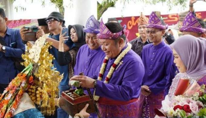 Peringati Hari Jadi ke-22 OKU Timur, Gubernur Sumsel Apresiasi Capaian Prestasi Pemkab OKU Timur