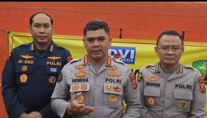 Polda Jabar Update Kembali Penanganan Korban Bencana Longsor Cisarua, Pos DVI Terima 25  Kantong Jenazah