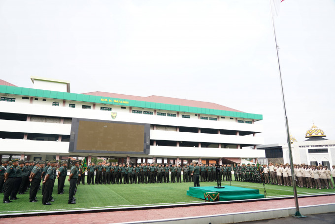 Konsisten Jaga Disiplin dan Nasionalisme, Kodam II/Sriwijaya Sriwijaya Gelar Upacara Bendera diawal bulan Februari