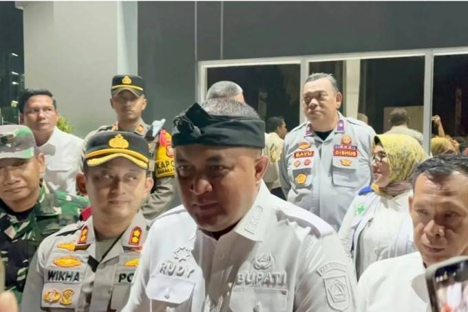 Rudy Susmanto di dampingi Jaro Ade, imbau warga waspadai cuaca ekstrem selama Nataru