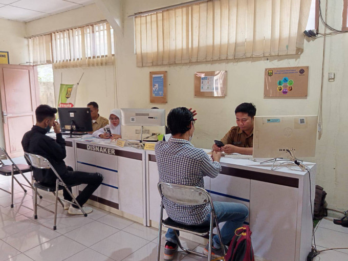 Disnakertrans Kabupaten Sukabumi Tingkatkan Pelayanan Publik melalui Digitalisasi Kartu Kuning via SIAPkerja