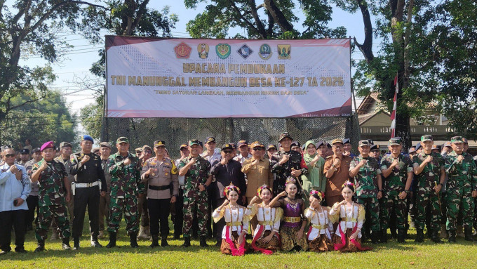 Ketua DPRD Kabupaten Sukabumi, Budi Azhar Mutawali Hadiri Pembukaan TMMD ke-127 TA 2026, Tegaskan Sinergi Bangun Desa