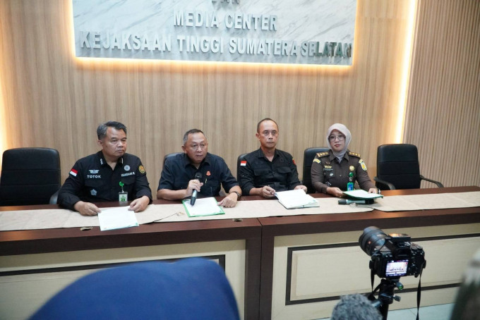 Kejati Sumsel Tahan 5 Tersangka Korupsi Kredit Bank Pemerintah, Usut Dugaan Pungli Pelayaran Rp160 Miliar