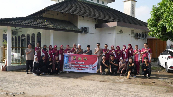 Polda Sumsel Gelar Bakti Religi di Sejumlah Rumah Ibadah Sambut Hari Bhayangkara ke-80 
