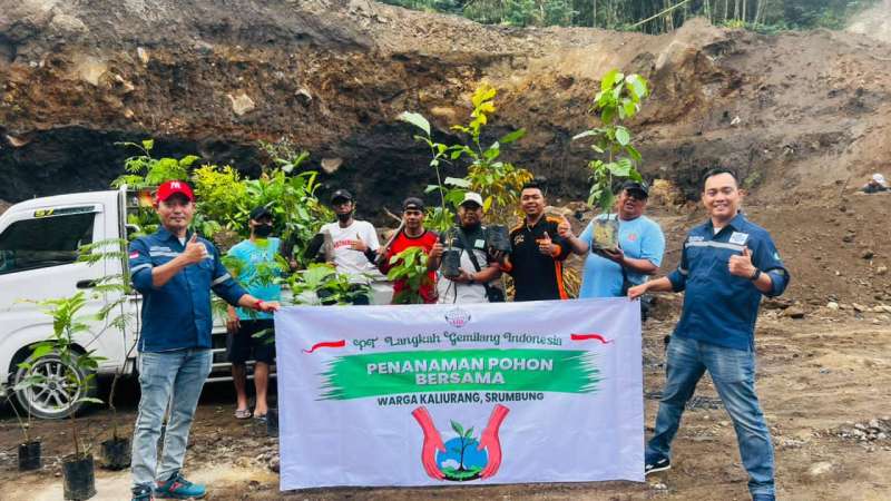 Peduli lingkungan, PT. LGI tanam pohon bersama masyarakat di Srumbung, Magelang