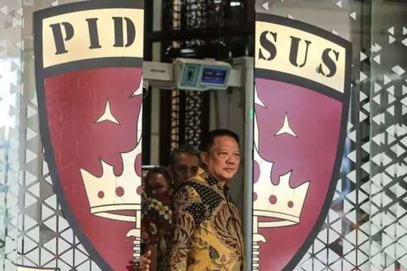 Ironi Febrie Adriansyah, pembongkar kasus korupsi yang kini tersangka korupsi