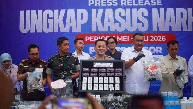 Gerebek 2 gudang narkoba di Bogor, polisi sita 1 juta butir obat keras