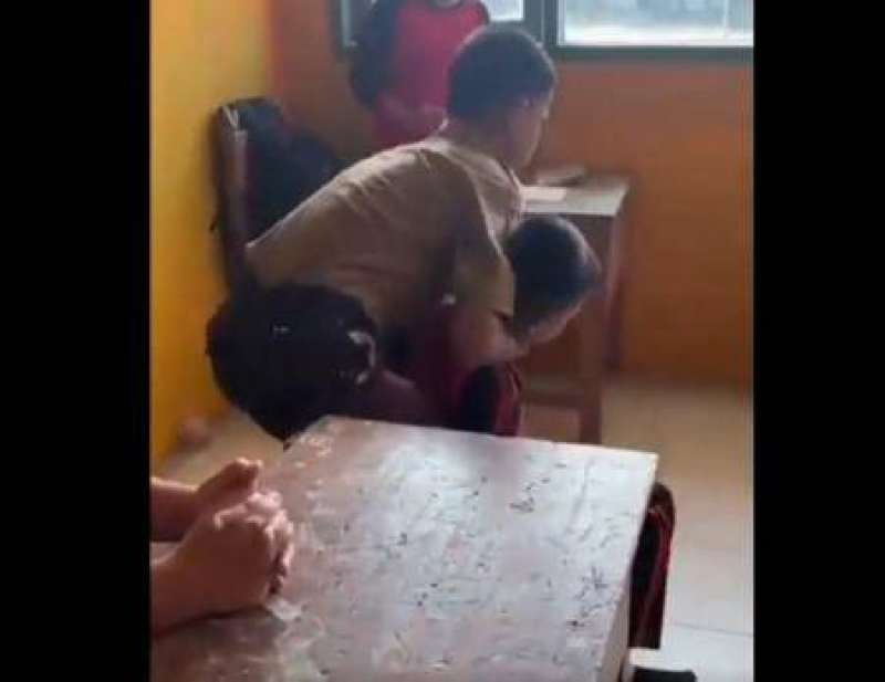 Viral bullying dan perkelahian siswa SMP di Tulang Bawang, sampai ada yang patah tangan