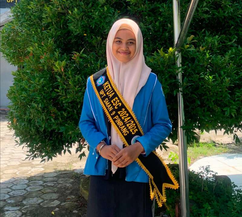 Pakai Baju Adat Bugis, Lirna SMAN 9 Pinrang tembus Forum Pelajar Indonesia 2026