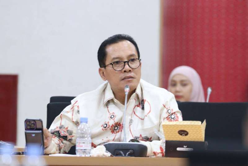 Riau 69 Tahun: Kaya Sumber Daya, Miskin Tata Kelola?