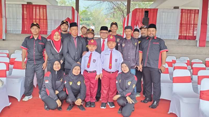 Pupung Puryanto Hadiri Upacara HUT RI ke-81 di Cangehgar Bersama Anak dan Keluarga Besar LGS-YGSI