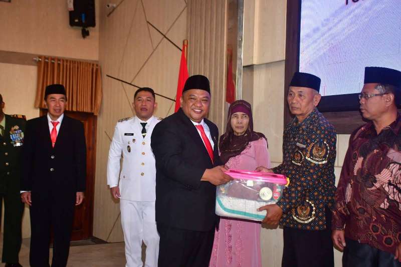 Ketua DPRD Sukabumi Budi Azhar Mutawali Hadiri Ramah Tamah Bersama Perintis Kemerdekaan dan Veteran