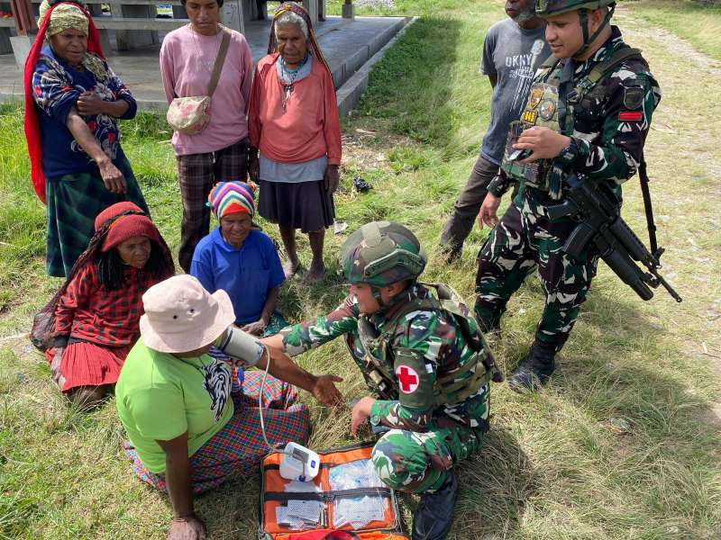 Pos Bolakme Gelar Pelayanan Kesehatan Bagi Masyarakat di Distrik Bolakme 