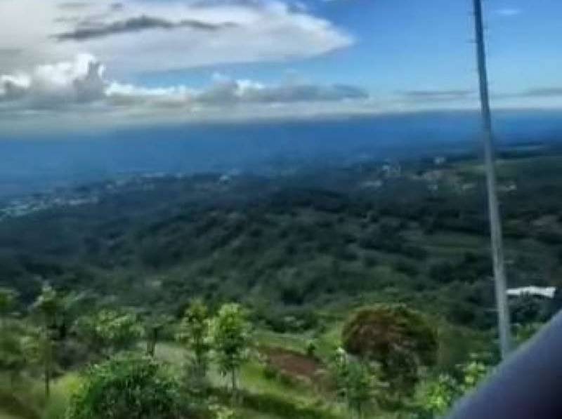 Saung Gunung Camp Hadirkan Pesona Alam Parakansalak, Dorong Potensi Wisata dan Ekonomi Masyarakat