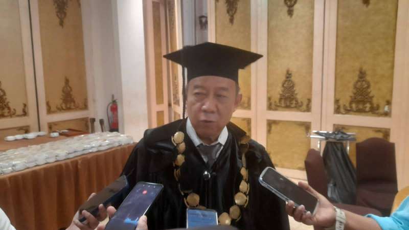 Wisuda ke-39 UNPAL, 266 Lulusan Dibekali Pesan Penting soal Integritas dan Moral