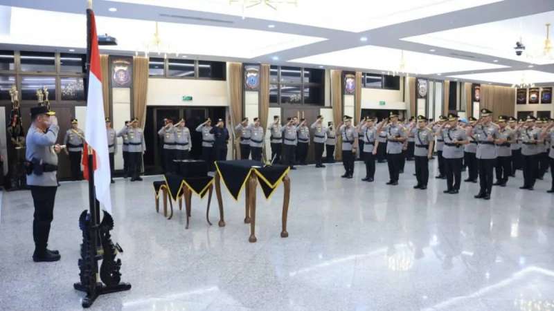Kapolri pimpin pelantikan dan sertijab 25 pati Polri