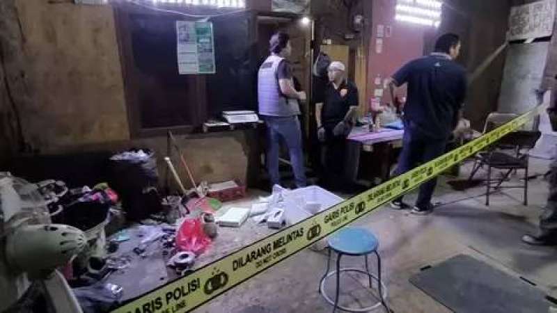 Perampok bacok istri bos besi tua di Bekasi, uang Rp 100 Juta raib