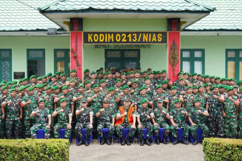Kunjungan Kerja Pangdam I/BB di Kodim 0213/Nias, Tekankan Profesionalisme dan Pengabdian Prajurit