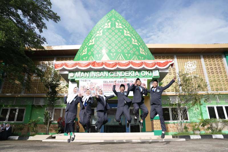 19 Artikel Ilmiah Murid MAN IC OKI Tembus Jurnal Terakreditasi SINTA: Buah Manis Program KATULISTIWA