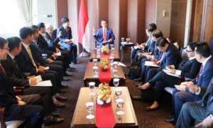 Presiden Jokowi Terima Pimpinan 4 Perusahaan Besar Korsel