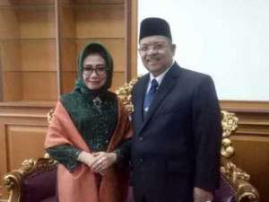 KPK Tetapkan Pasutri Bupati dan Ketua DPRD Kutai Timur Menjadi Tersangka Suap Proyek Infrastruktur