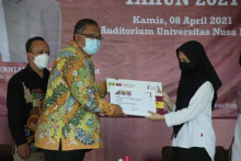 "SAH" 150 Orang Terima beasiswa Bupati Sukabumi