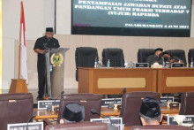 Bupati Sukabumi Sampaikan Jawaban Atas Pandangan Umum Fraksi DPRD Mengenai Tujuh RAPERDA