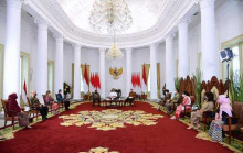 Presiden Jokowi Bertemu Sejumlah Seniman Senior di Istana Bogor 
