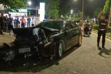 2 Pelajar SMA di Mobil Dinas DPRD Jambi Diduga Digerebek Warga Sebelum Kecelakaan
