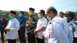 Tiga Legislator OKU Timur Siap Jadi Personal Garansi Untuk Pembiayaan Cetak Sawah Di Desa Sukadamai