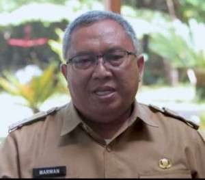 Pasca Islah Guru Dan Perangkat Desa Cijalingan, Bupati H.Marwan Minta Jajarannya Ambil Solusi Perbaikan Jalan
