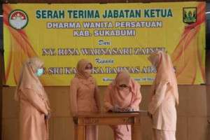 SERTIJAB Ketua DWP Ibu Sri Kartina BARNAS Adjidin Pimpin DWP Kab. Sukabumi