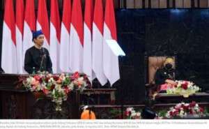 Berbaju Adat Baduy, Presiden Sampaikan Pidato Kenegaraan di Gedung Nusantara