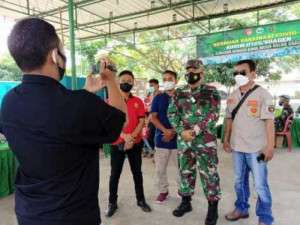 Gandeng BPAN LAI dan Awak Media, Kodim Sragen Gelar Serbuan Vaksinasi. Sasaran Sopir, Pedagang Pasar dan Masyarakat Umum