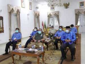 VAKSINASI, GUBERNUR MINTA KEPALA DAERAH PROAKTIF, BUPATI "KITA TERUS MAKSIMALKAN"