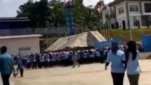 Ngeri...!! Belasan Karyawan Pabrik di Batang Kesurupan Massal, Videonya Viral di Medsos