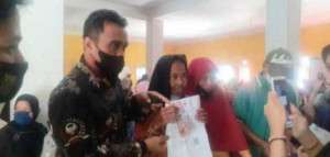 Desa Cikujang Cairkan BPNT dan BLT Minyak Goreng
