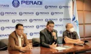 Hotman Paris Dinonaktifkan Peradi 3 Bulan, Dilarang Beracara
