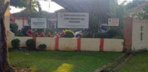 Terkesan Cuek !! Fasilitas Mobil Dinas Pariwisata Lamsel Terbengkalai