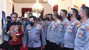 Kapolri: Kalau Yang Tidak Jalankan Arahan Presiden, Silakan Keluar atau Saya Keluarkan