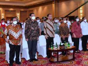 Pacu Pertumbuhan Ekonomi Daerah, Presiden Ingatkan Pemda Segera Realisasikan APBD