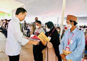Presiden Perintahkan BNPB Permudah Pencairan Bantuan Stimulan Rumah